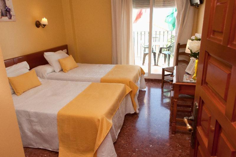 Romerito Hotell 2*